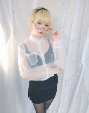 饥饿老妇熟女HD_高清神马影院手机在线
