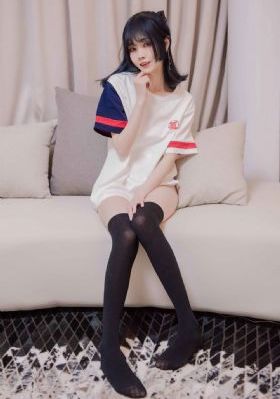 欧美黄色性爱网站_十万网红美女美酱