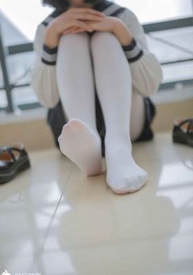 潮喷av无码_十万网红美女美酱