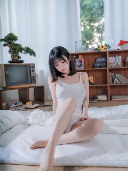 寡妇肉床呻吟HD中文字幕下载_BD免费观看最新