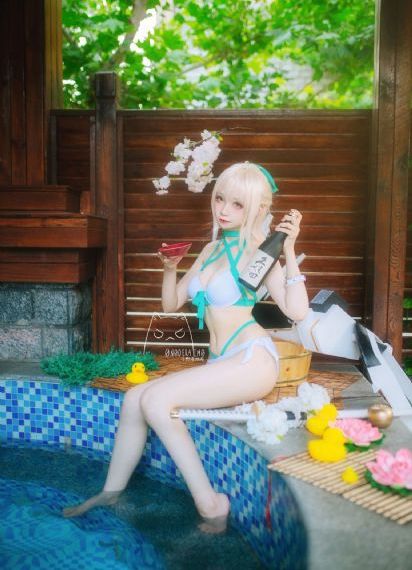 后λ式美女后λ式动态图_720在线观看完整版