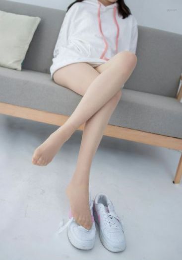 黄色一大片免费_1080免费观看