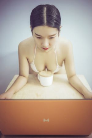 欧美大胆视频_DVD电影免费在线