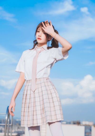 啦啦啦WWW高清在线观看免费8_720免费在线播放