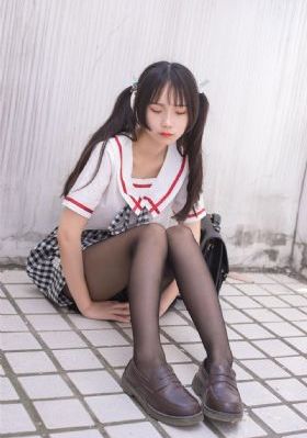 裸体裸乳日本_BD英语全集免费观看